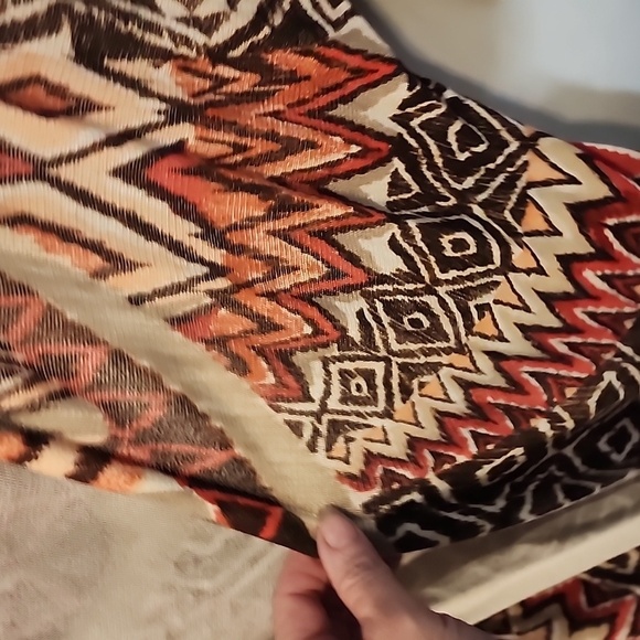 Chico Long Tunic Brown Ikat print sz 2(lg) - Picture 2 of 5